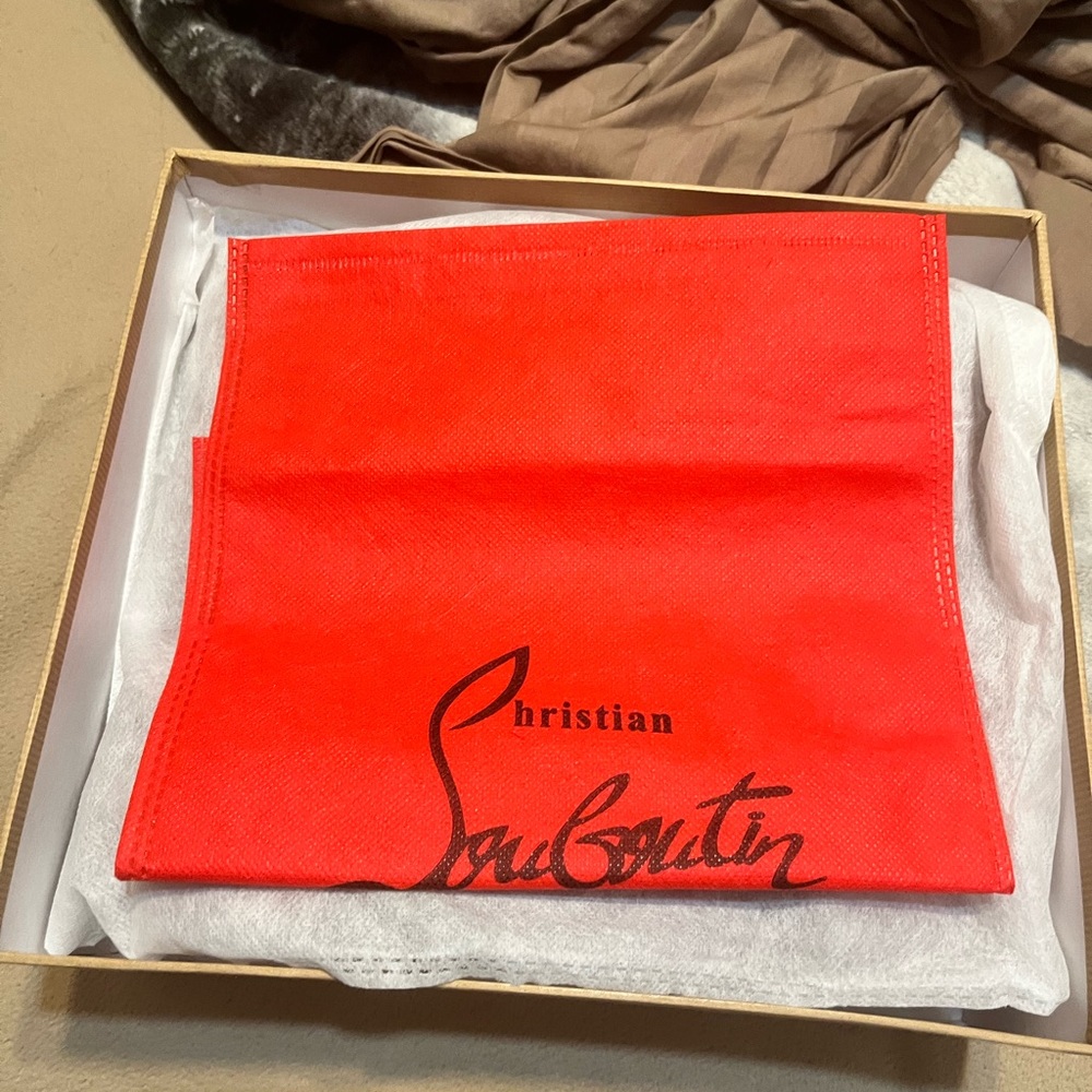 COPY - Authentic Real Leather Christian Louboutin Shoes - Picture 2 of 6